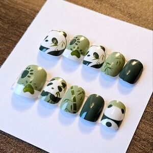 24 pcs green bamboo panda lover fu bao press on nails